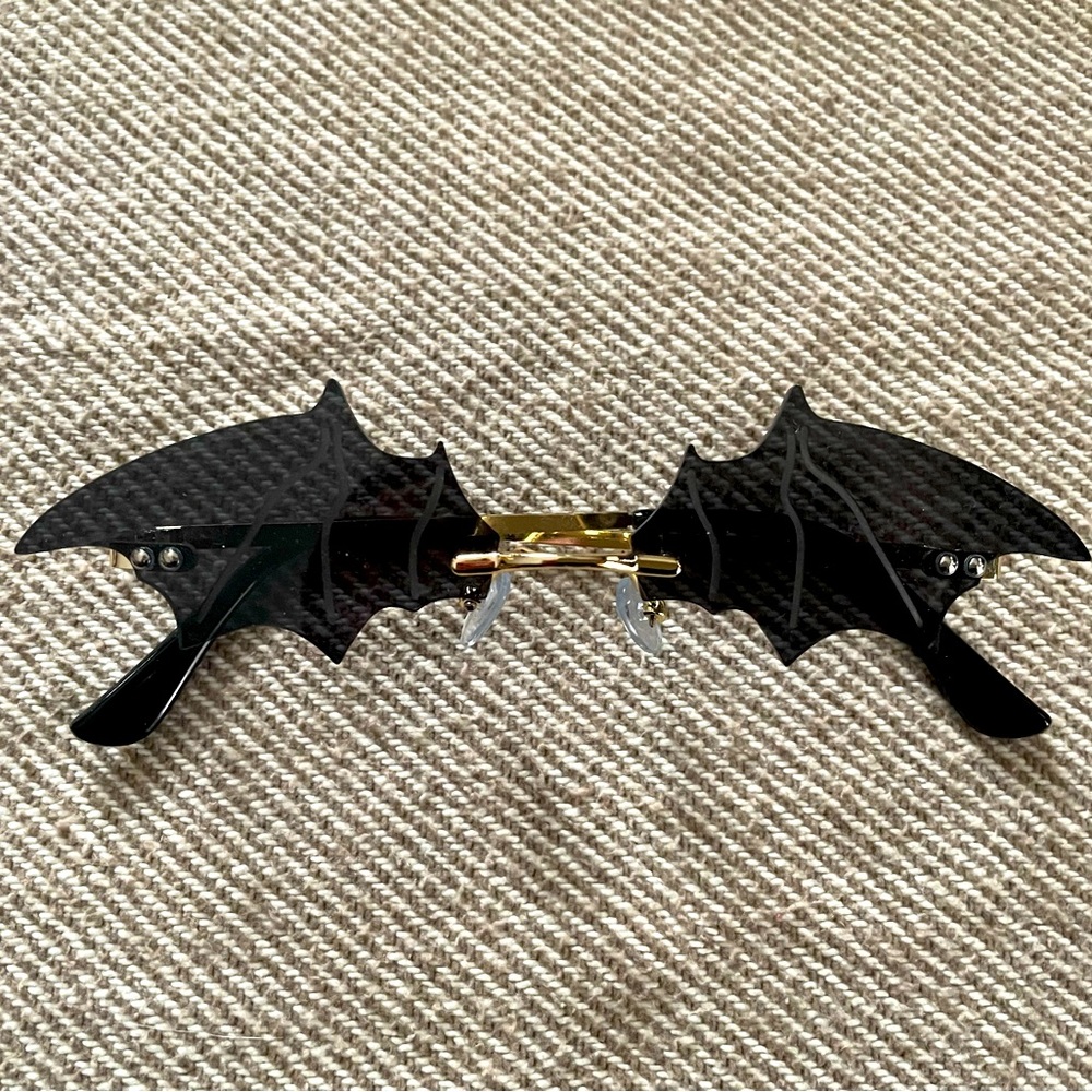 Bat Lens Sunglasses